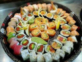 Sushi Holic food