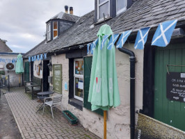 Clachnaharry Inn inside