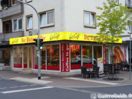 Le Café Bäckerei Eifler outside