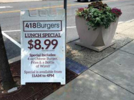418 Burgers outside