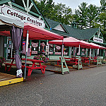 Cottage Cravings Cafe & Gift Shop inside