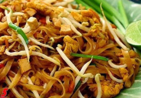 Pad Thai Streat Food food