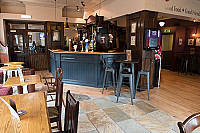 The Lambs Arms inside