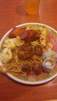 Hunan Spring Chinese Buffet food