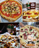 Pizzeria Rosticceria Il Funghetto food