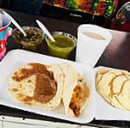 Tacos La Esquinita- Nueva Sucursal food