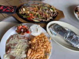 Cazadores Mexican food