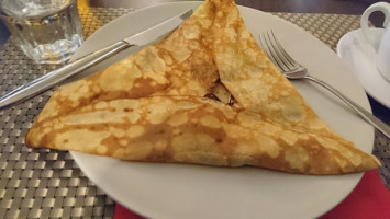 Crepes N' Country food