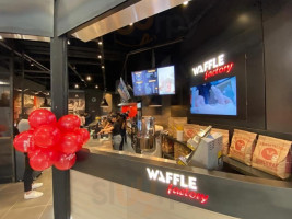 Waffle Factory Toulon inside