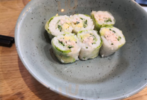 Mimo Sushi food