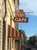 Owl Cafe outside