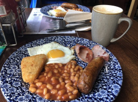 Goodman's Field (wetherspoon) food