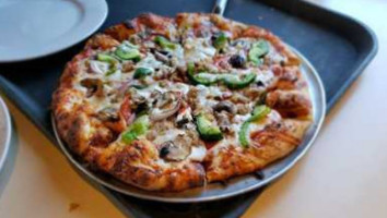 The Loop Pizza Grill food
