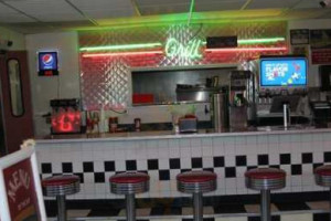 Red Line Diner inside