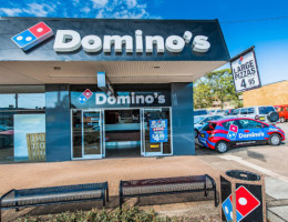 Domino's Pizza Port Macquarie outside