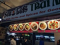 Sen Lek Thai Noodle people