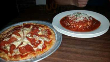 Valentino's Pizzeria food