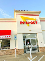 In-n-out Burger food