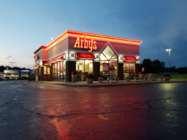 Arby's outside