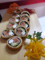 Tu Sushi inside