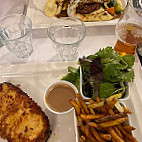 La Brasserie Du General food