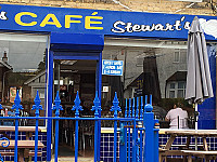 Stewart's Cafe inside