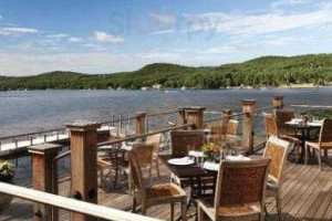 The Lakehouse At The Sagamore Resort inside