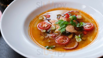 Phi Mo Thai Cuisine food