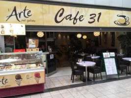 Cafe 31 inside