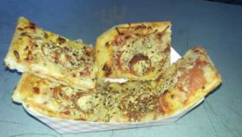 Toby's Pizza And Subs food
