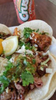 Tacos y Tortas Chalios food