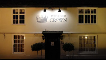 The Ufford Crown outside