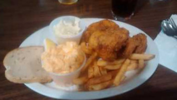 Walker's And Grill food