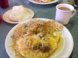 Tommie's Castaic Cafe food