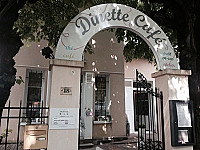 Dinette Cafe outside