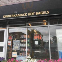 Kinderkamack Hot Bagels outside