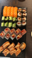 ​yami Sushi food