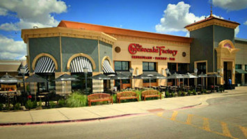 The Cheesecake Factory Fort Worth outside