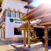 Musceleanca Restaurant & Pub outside