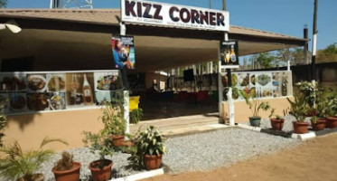 Kizz Corner outside