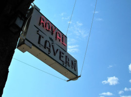 Royal Tavern food