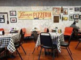 Lorenzo's Pizzeria inside