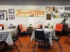 Lorenzo's Pizzeria inside