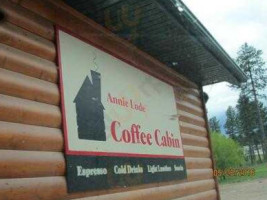 Annie Lode Coffee Cabin food