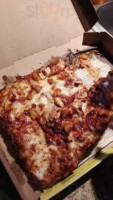 Hungry Howie's Pizza food