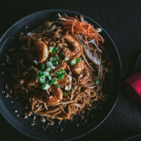 Meesai's Thai Kitchen food