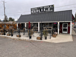 South Hill Grill outside
