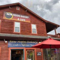 New Moon Bakery And Cafe outside