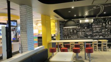 McDonald's Bomaderry inside
