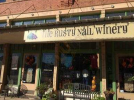 Rusty Nail Winery outside